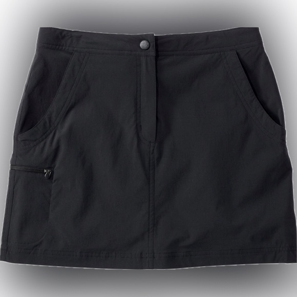 LL Bean black skort comfort trail - Picture 1 of 9